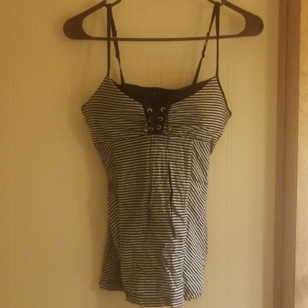 L.e.i tank top blue and white size L